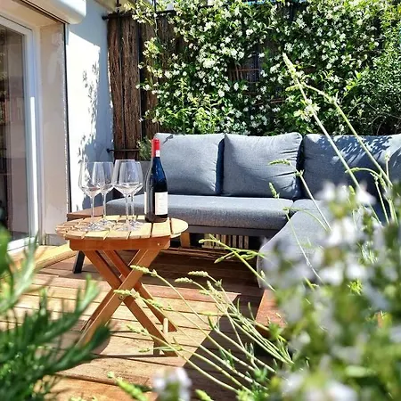 Sunny Terrasse In Modern Flat With Ac *